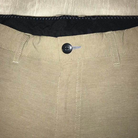 Tan Premium Hybrid Chino Walk Short by Hethcode - Size: 30 - Picture 4 of 6